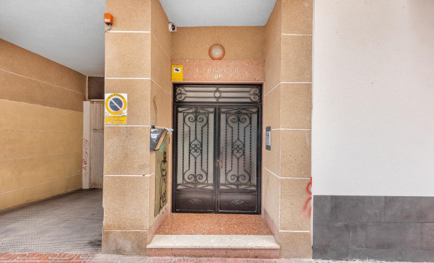 Herverkoop - Apartment - Torrevieja - Centro - Muelle Pesquero