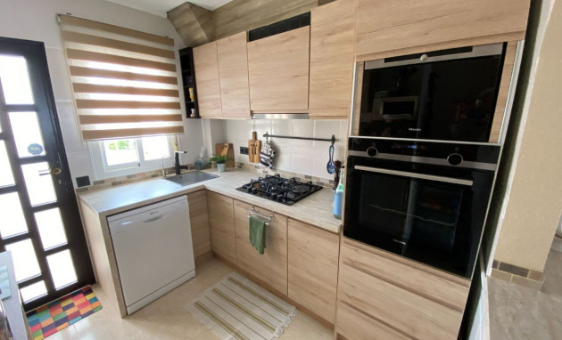 Resale - Apartment - Dona Pepa