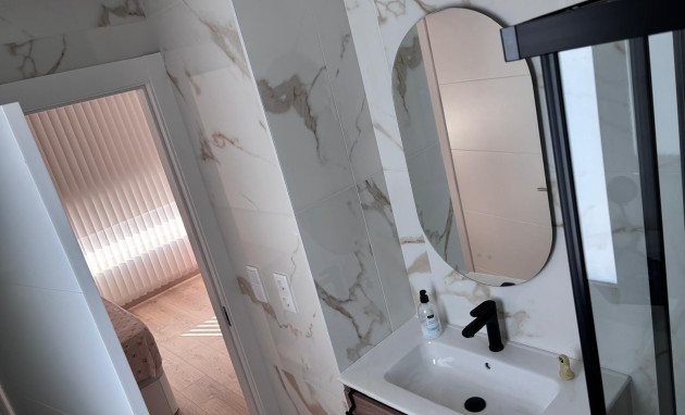 Herverkoop - Town house - Los Montesinos - La Herada