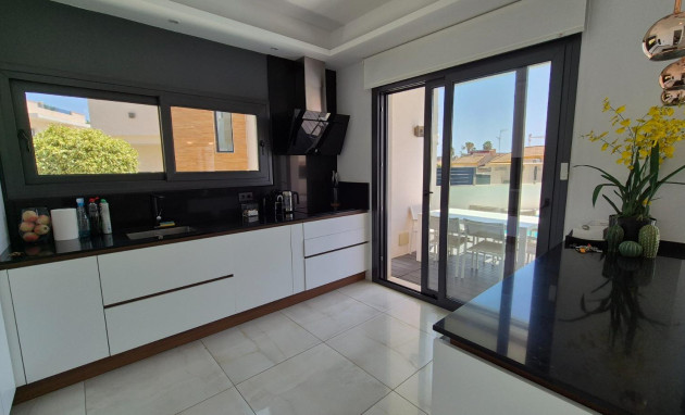 Herverkoop - Villa - Torrevieja - Torreblanca