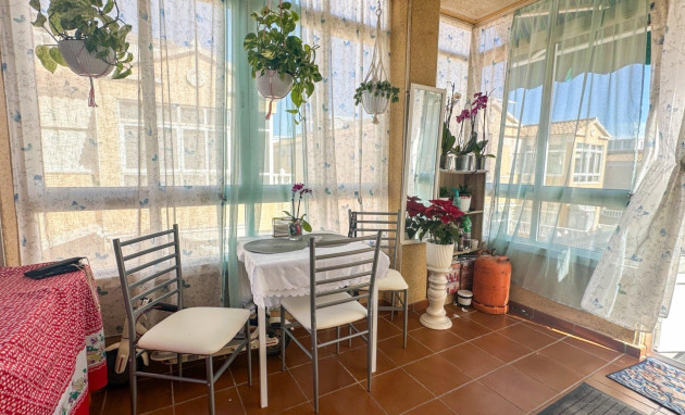 Herverkoop - Bungalow - Gelijkvloers - Torrevieja - Centro