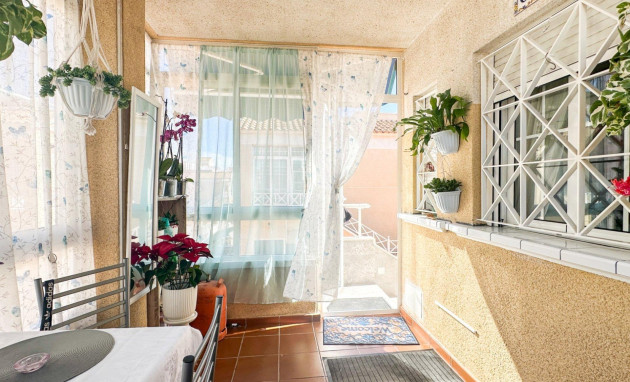 Herverkoop - Bungalow - Gelijkvloers - Torrevieja - Centro