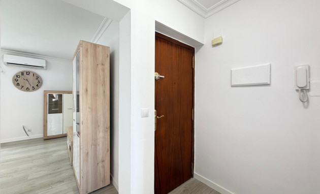 Herverkoop - Apartment - Torrevieja - Centro