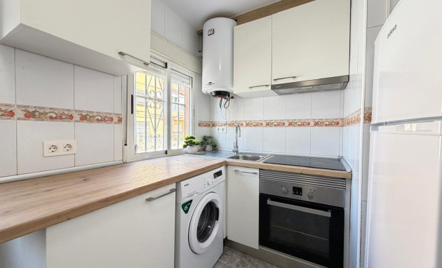 Herverkoop - Apartment - Torrevieja - Centro