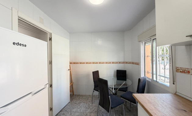 Herverkoop - Apartment - Torrevieja - Centro