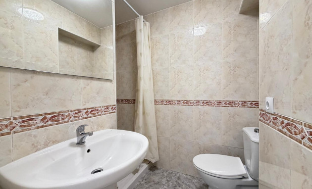 Herverkoop - Apartment - Torrevieja - Centro