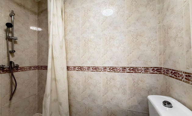 Herverkoop - Apartment - Torrevieja - Centro