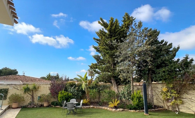 Herverkoop - Villa - Orihuela Costa - Campoamor