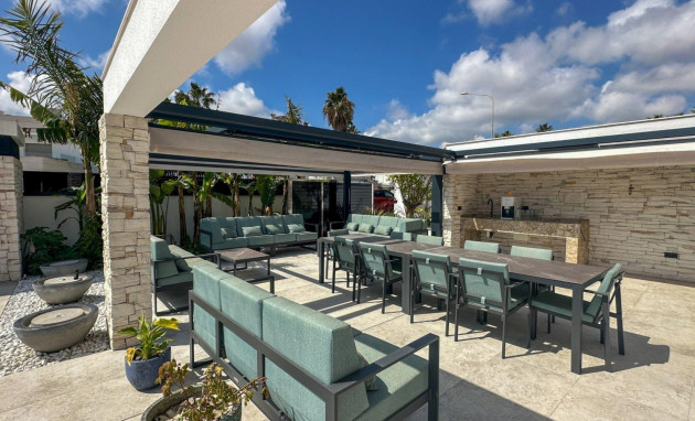 Herverkoop - Villa - Orihuela Costa - Villamartín-Las Filipinas