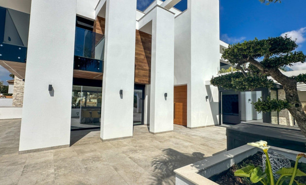 Herverkoop - Villa - Orihuela Costa - Villamartín-Las Filipinas