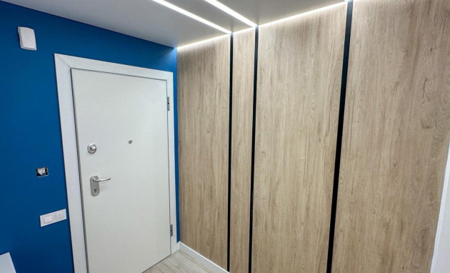 Herverkoop - Apartment - Torrevieja - Playa de los Naufragos