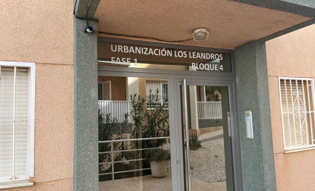 Herverkoop - Apartment - Torrevieja - Cabo cervera