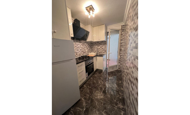 Herverkoop - Apartment - Torrevieja - torrevieja