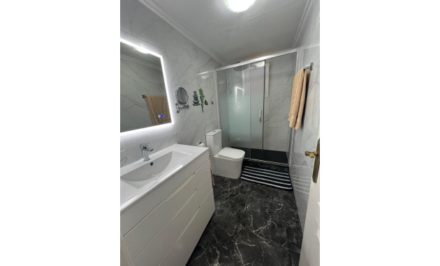 Herverkoop - Apartment - Torrevieja - torrevieja