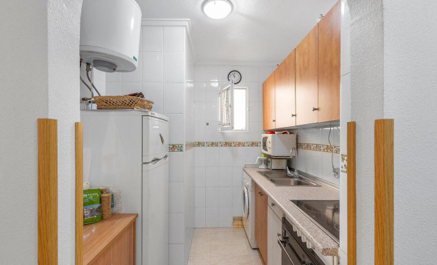 Herverkoop - Apartment - Torrevieja - Estacion de autobuses