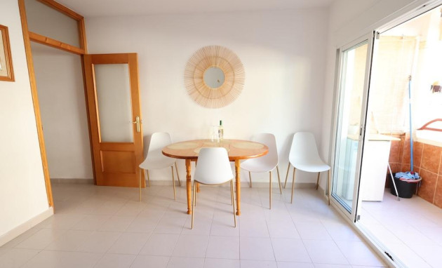 Herverkoop - Apartment - Torrevieja - Centro