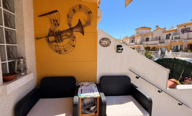 Reventa - Adosado - El Raso