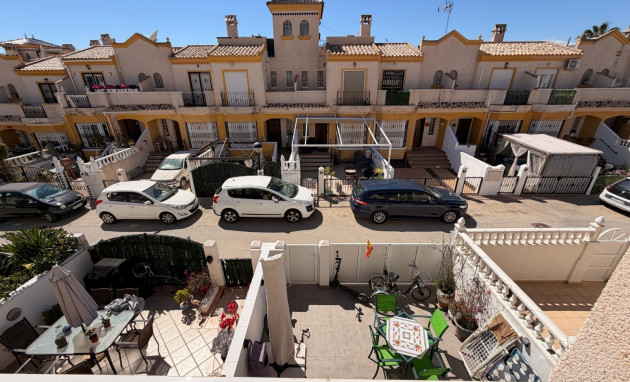 Reventa - Adosado - El Raso