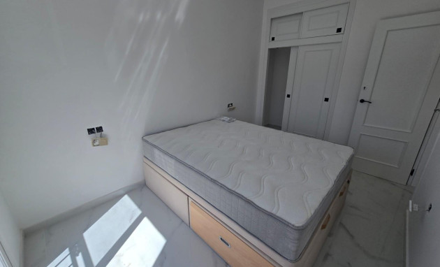 Herverkoop - duplex - Torrevieja - Torretas