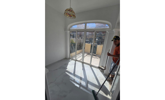 Herverkoop - duplex - Torrevieja - Torretas