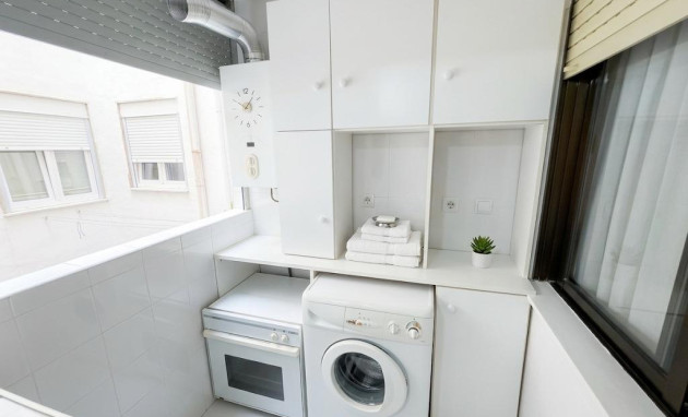 Herverkoop - Apartment - Torrevieja - Playa del cura