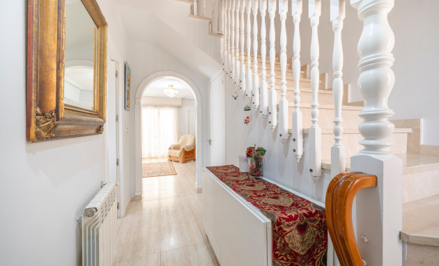 Herverkoop - Herenhuis - Guardamar del Segura - El Moncayo