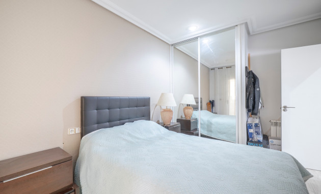 Herverkoop - Herenhuis - Guardamar del Segura - El Moncayo