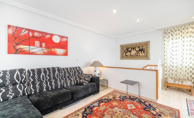 Herverkoop - Herenhuis - Guardamar del Segura - El Moncayo