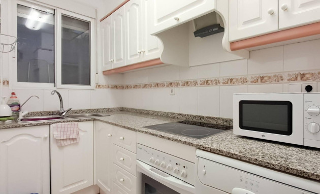 Herverkoop - Apartment - Torrevieja - Centro