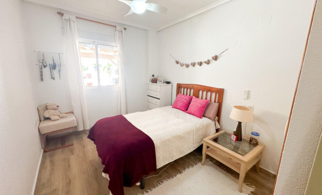 Resale - Apartment - Torrevieja - torrevieja