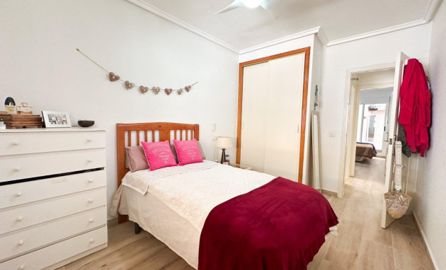 Resale - Apartment - Torrevieja - torrevieja