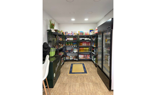 Herverkoop - Reclame - Torrevieja - Puerto