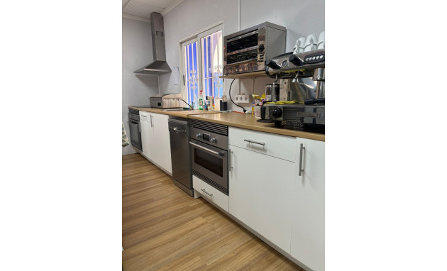 Herverkoop - Reclame - Torrevieja - Puerto