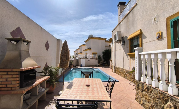 Herverkoop - Detached Villa - Guardamar del Segura - El Raso