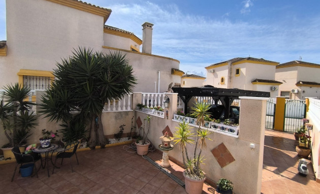 Herverkoop - Detached Villa - Guardamar del Segura - El Raso