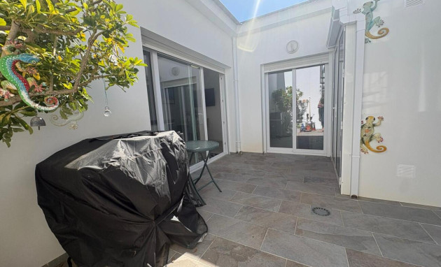 Resale - Bungalow - Groundfloor - San Pedro