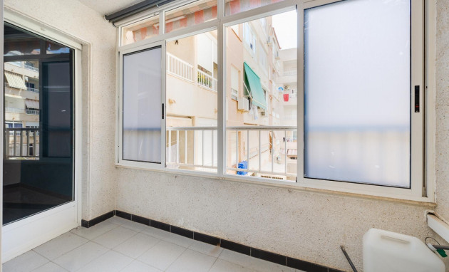 Herverkoop - Apartment - Torrevieja - Centro