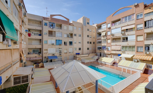 Herverkoop - Apartment - Torrevieja - Centro