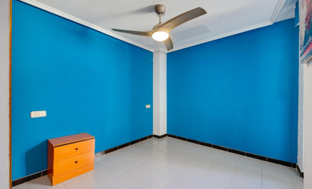 Herverkoop - Apartment - Torrevieja - Centro