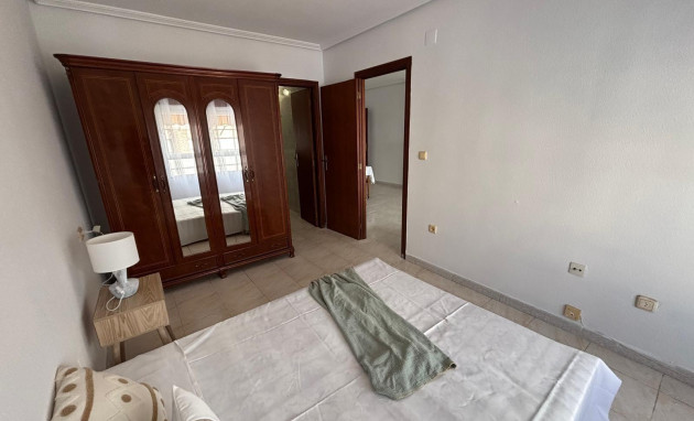 Resale - Apartment - Torrevieja - torrevieja
