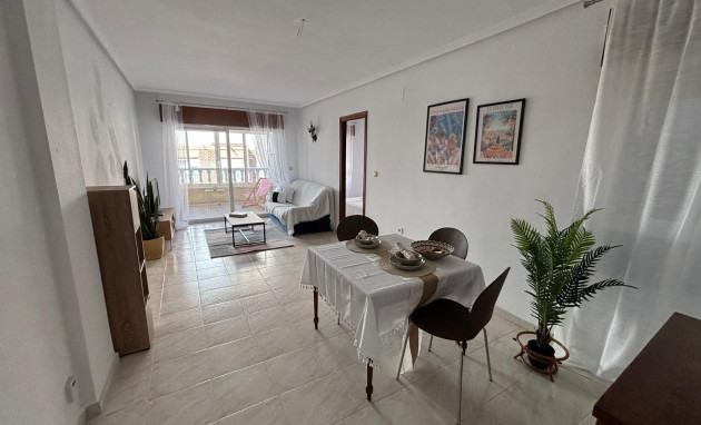 Resale - Apartment - Torrevieja - torrevieja