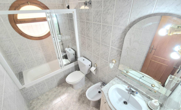 Herverkoop - Villa - Torrevieja - La siesta