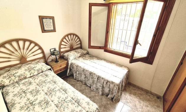 Herverkoop - Villa - Torrevieja - La siesta