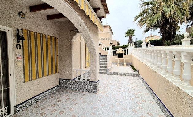 Herverkoop - Villa - Torrevieja - La siesta