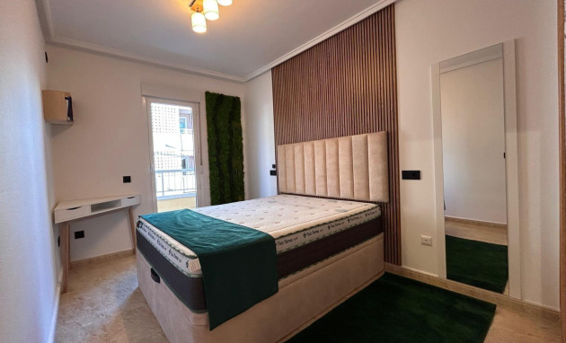 Resale - Apartment - Torrevieja - torrevieja