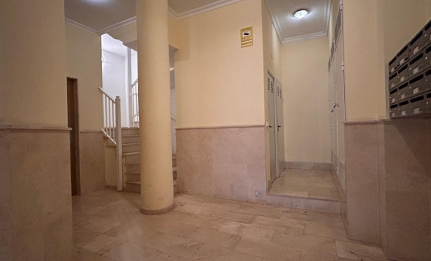 Resale - Apartment - Torrevieja - torrevieja