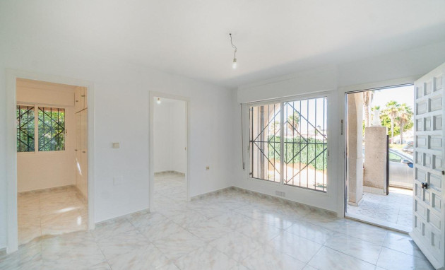 Herverkoop - Terraced house - Torrevieja - Carrefour