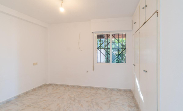 Herverkoop - Terraced house - Torrevieja - Carrefour