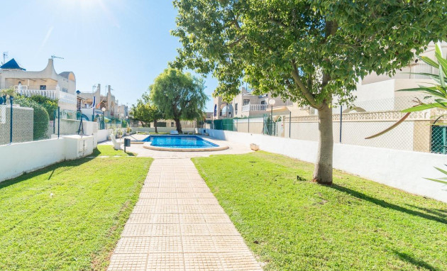 Herverkoop - Terraced house - Torrevieja - Carrefour