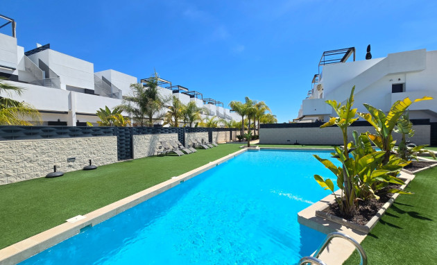 Herverkoop - Townhouse * - Ciudad Quesada * - Doña Pepa *